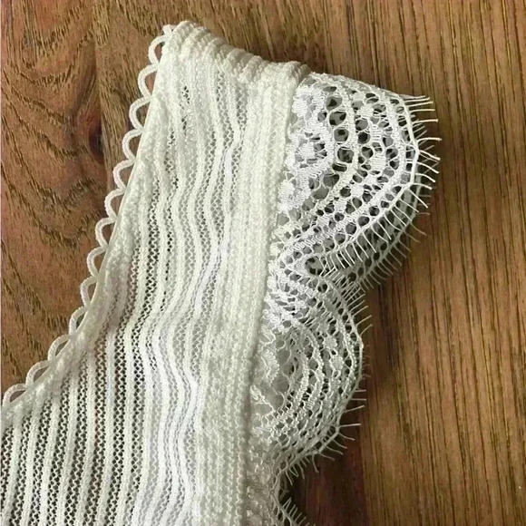 Victoria’s Secret Cream‎ Lace Bustier Sz 34C Intimate Coquette Cottagecore - Picture 3 of 7